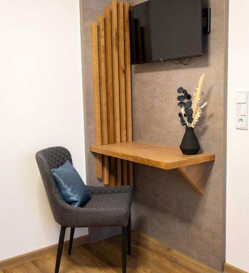 Общежитие Landgasthof Zum Schloss