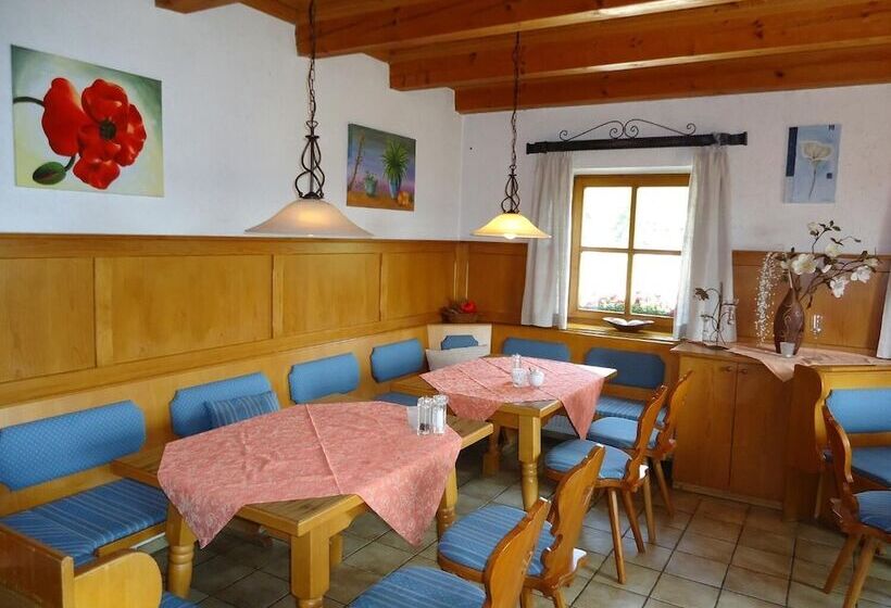 Общежитие Landhaus Lehnerhof