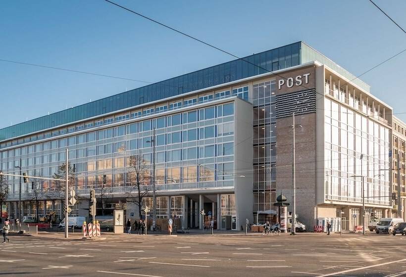 Felix Suiten Am Augustusplatz