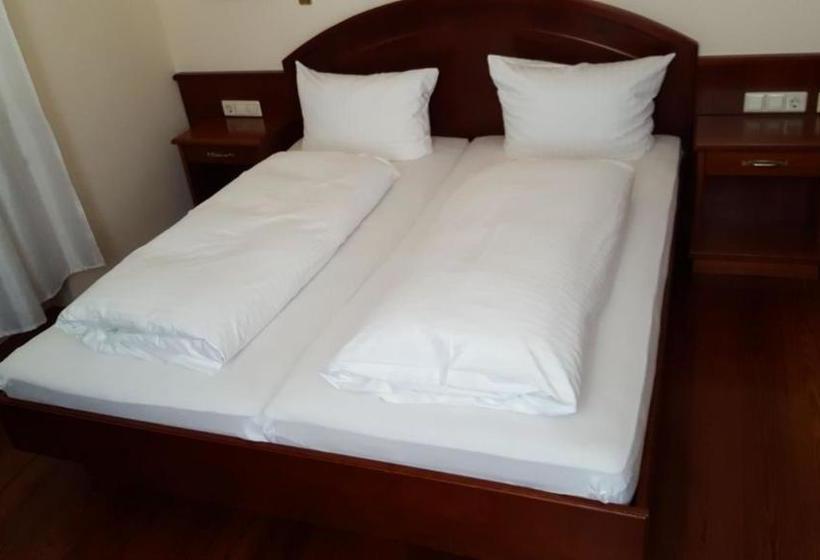 Pensão Gaststätte Peperoni