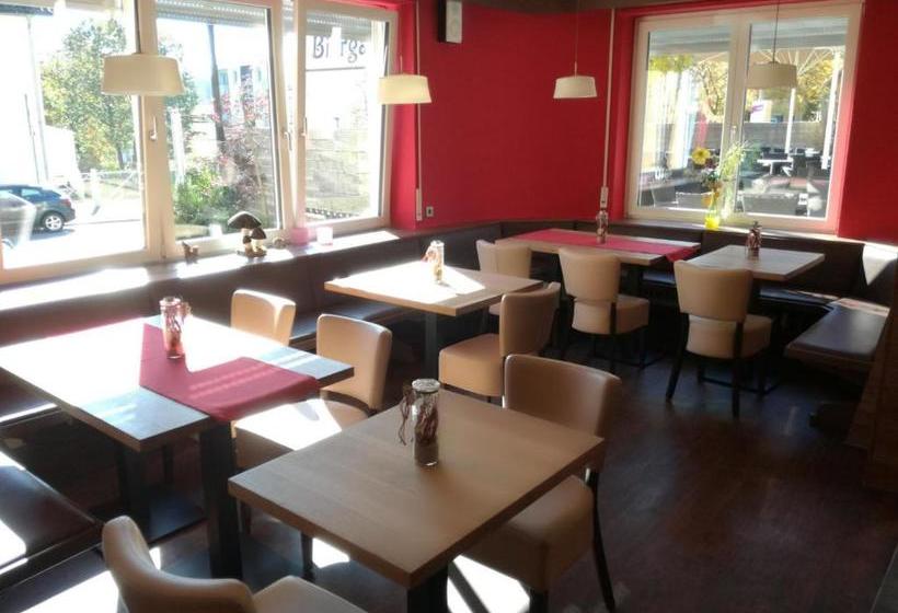 Pensão Gaststätte Peperoni