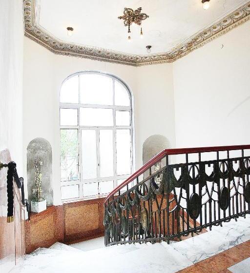 Пансион Green Residence Boutique Lofts & Villa