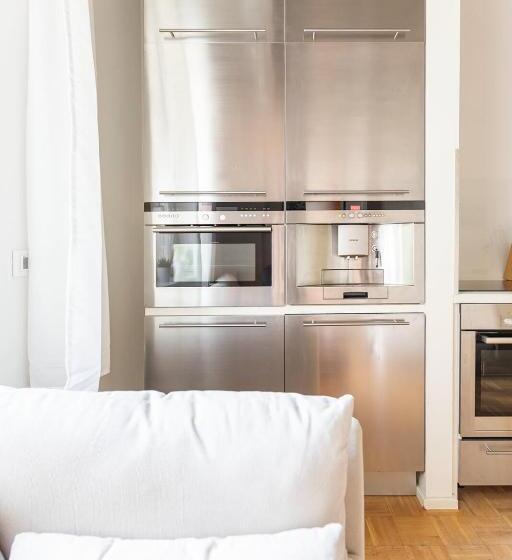 Пансион Green Residence Boutique Lofts & Villa