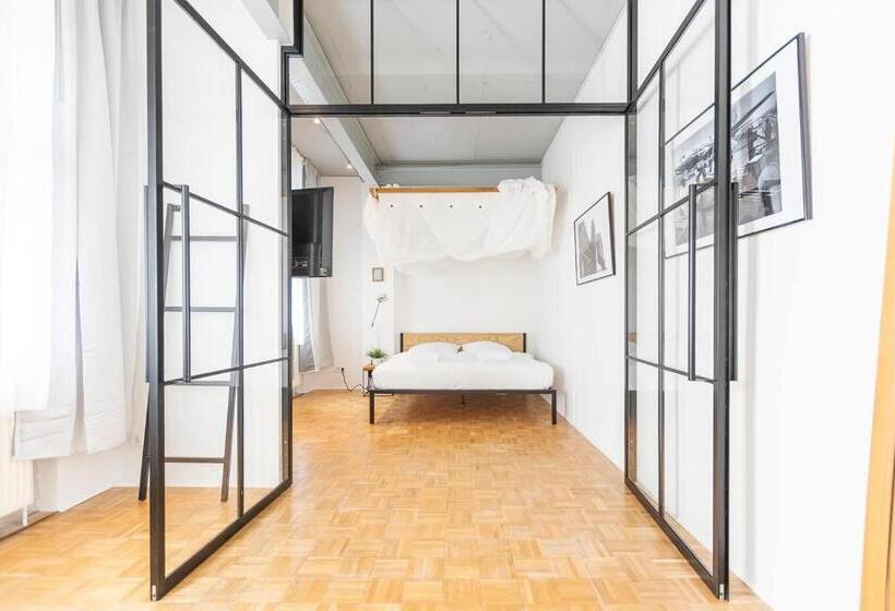 Пансион Green Residence Boutique Lofts & Villa