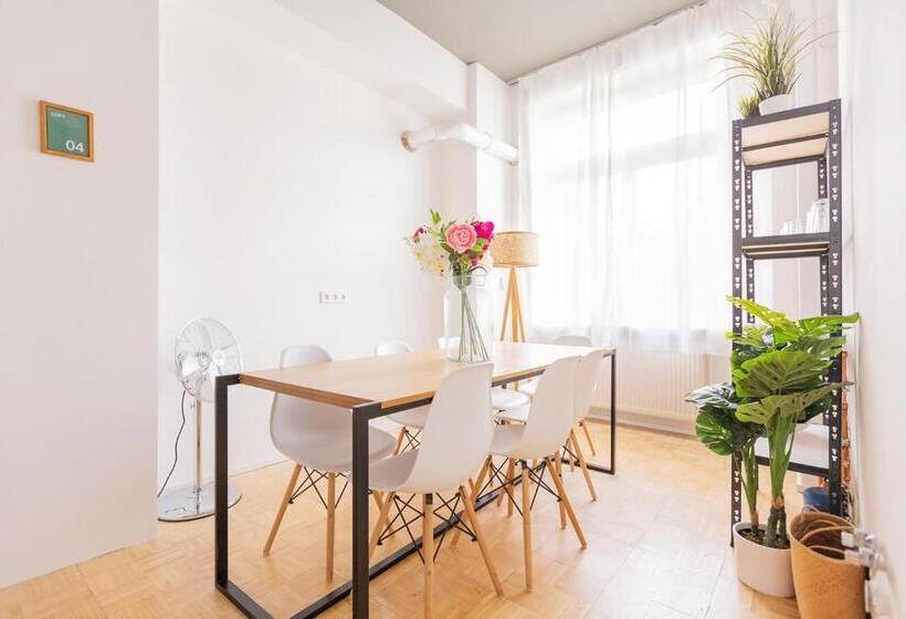 Пансион Green Residence Boutique Lofts & Villa