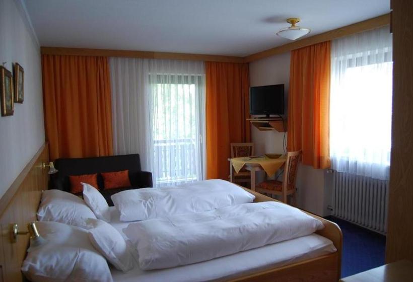 פנסיון Haus Carola