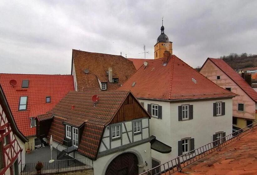 Общежитие Gasthof Hotel Weinbau Zum Goldenen Ochsen