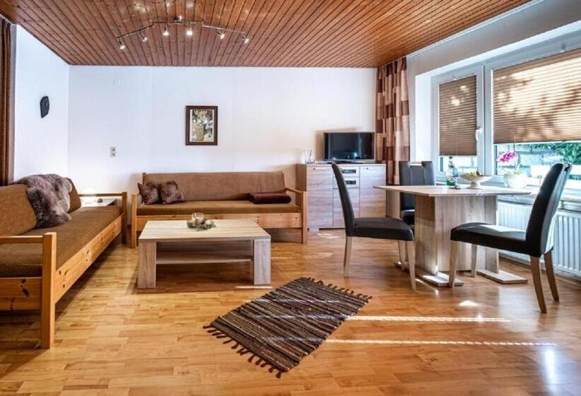 هتل Ferienhof Obertennersreuth