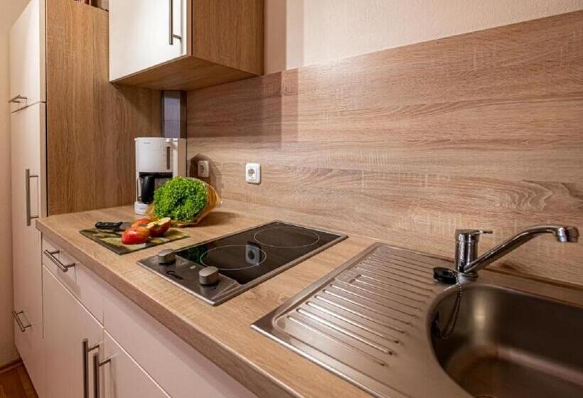 هتل Ferienhof Obertennersreuth