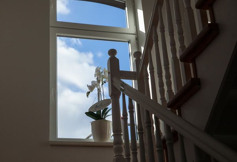 Haus Hotel & Pension Villa Laluna