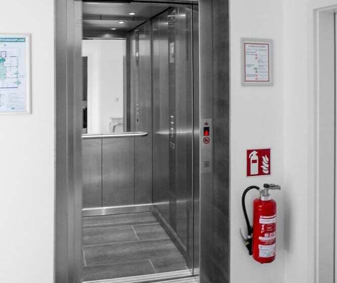 Haus Hotel & Pension Villa Laluna