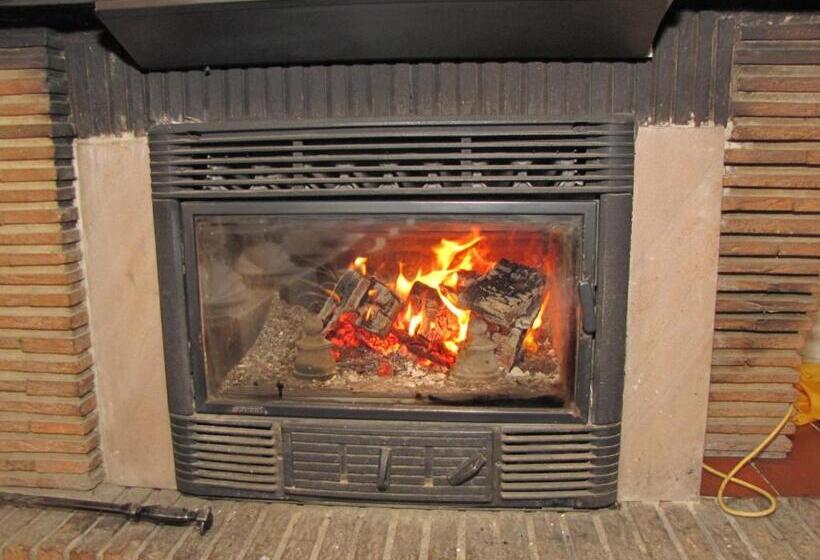 فندق صغير Gasthaus Zur Rebe