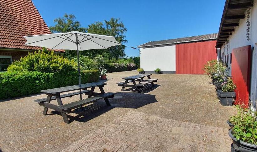 فندق Ferienbauernhof De Slaaphoeve