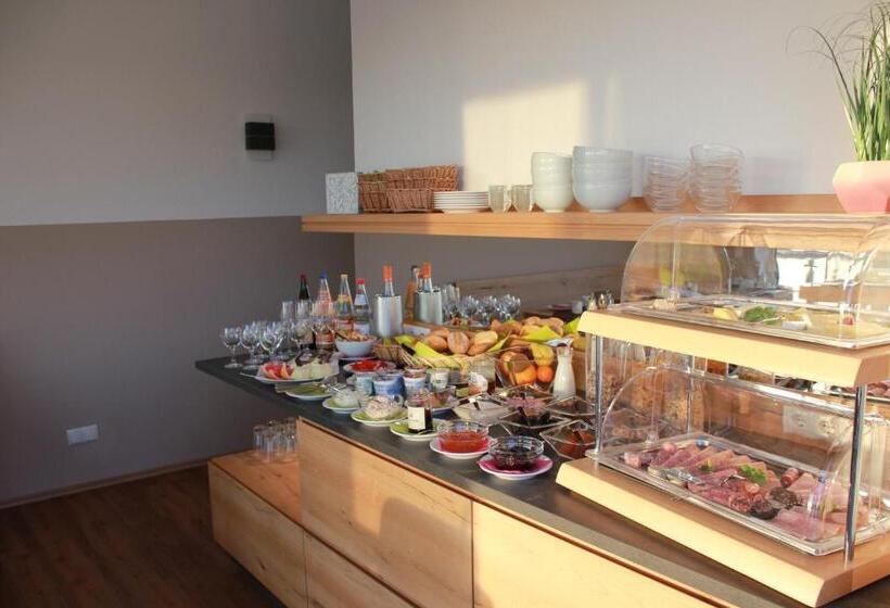 펜션 Gästehaus Rebenhof