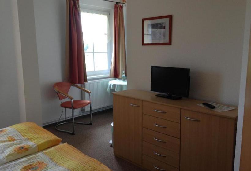 펜션 Landgasthaus Am Dolgensee