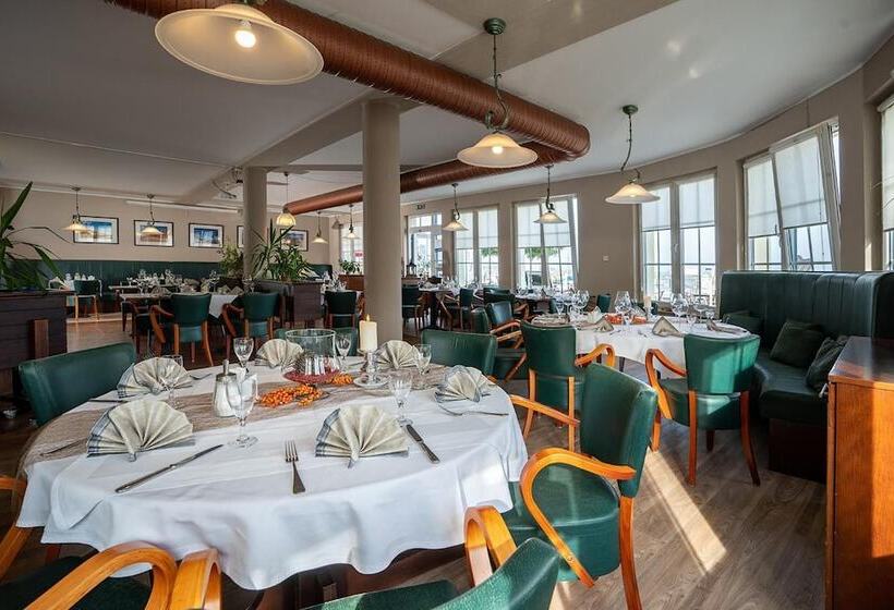 Sur La Mer   Pension Garni