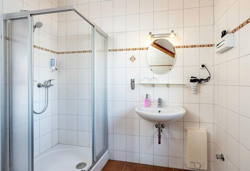 Sur La Mer   Pension Garni