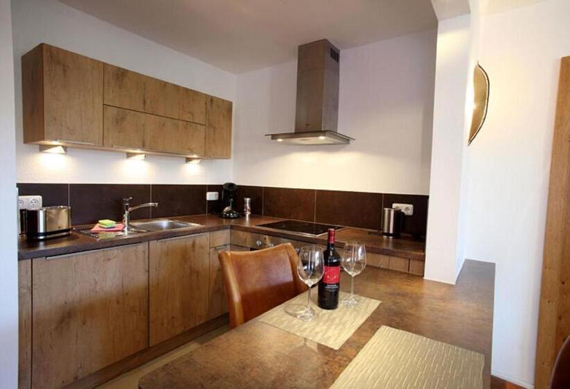 호스텔 Gästehaus Obermeier