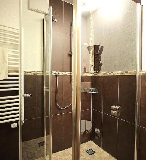 호스텔 Gästehaus Obermeier