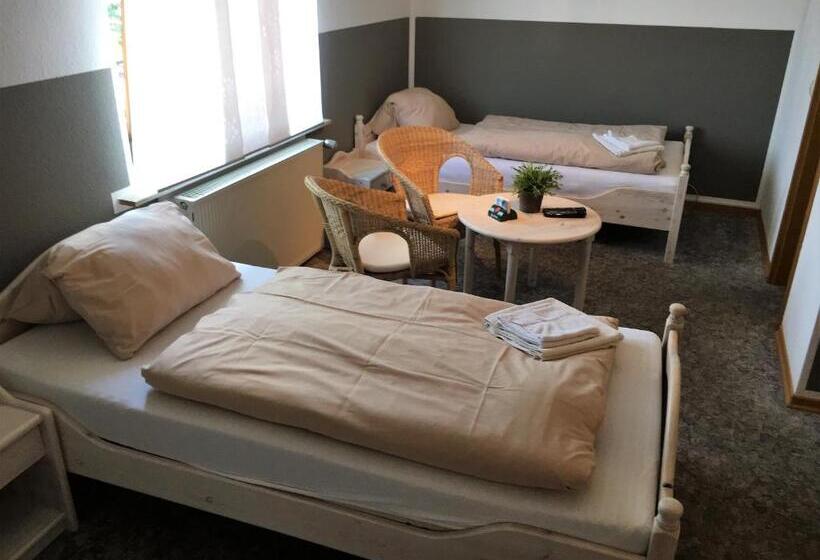 فندق صغير Landgasthof Drei Eichen