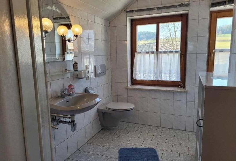 ホテル Bauernhof Nißl