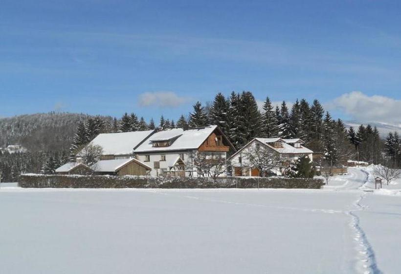 בית מלון כפרי Der Bauernhof Beim Bergler