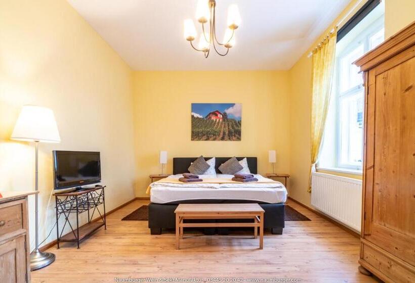 Naumburger Wein & Sekt Manufaktur   Pension 1824