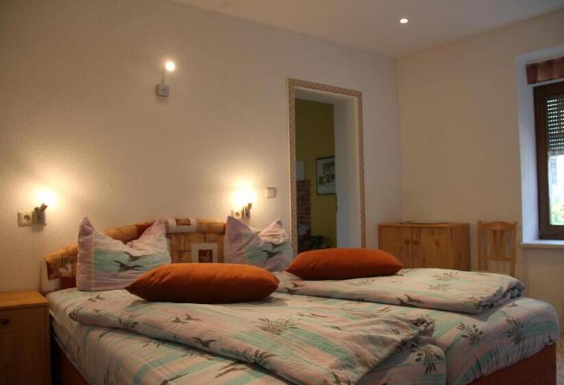 פנסיון Alte Posthalterei