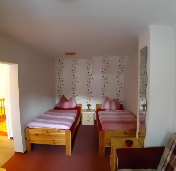 פנסיון Alte Posthalterei