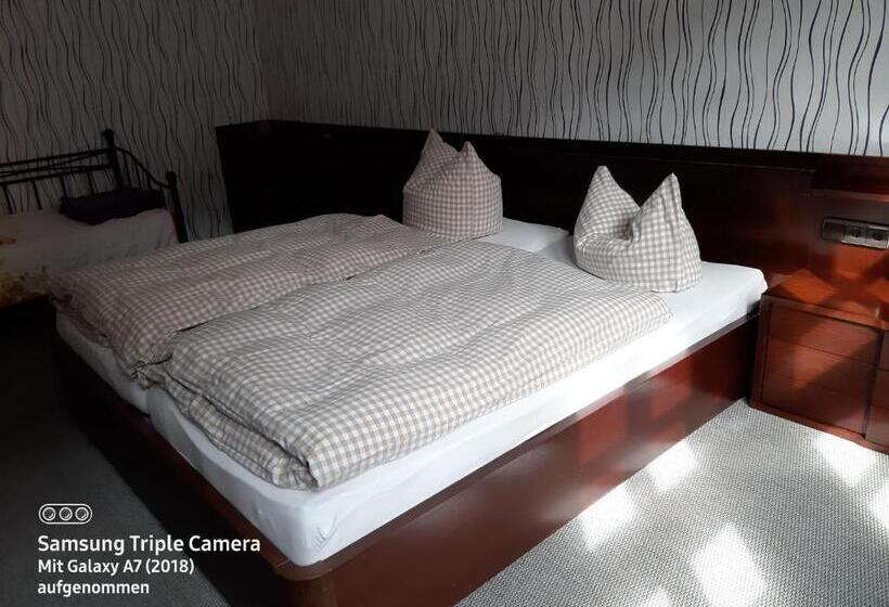 פנסיון Alte Posthalterei