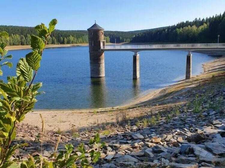 ペンション Gastehaus Hutweide