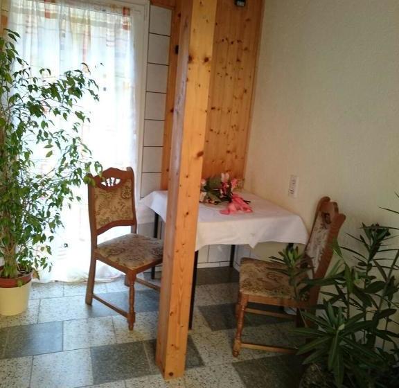 بنسيون Gasthof Zum Amboss