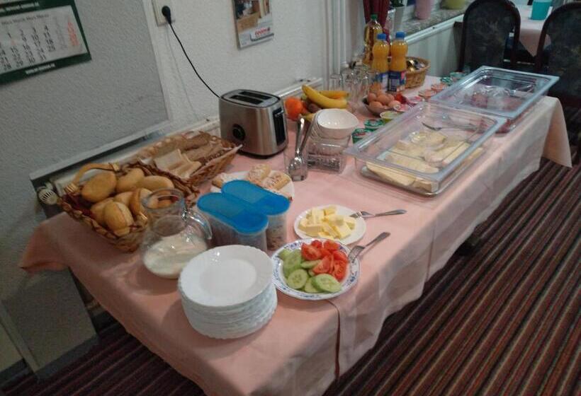 بنسيون Gasthof Zum Amboss