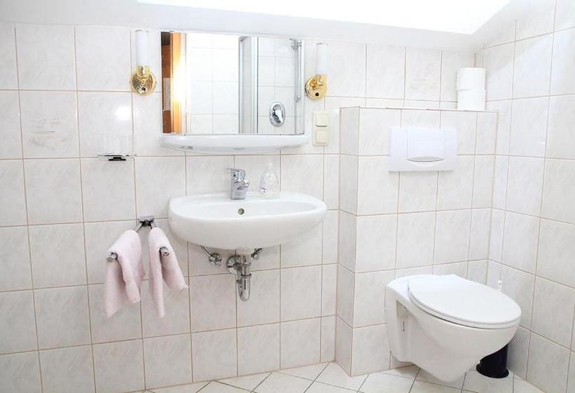 ペンション Gästehaus Obersulzberglehen