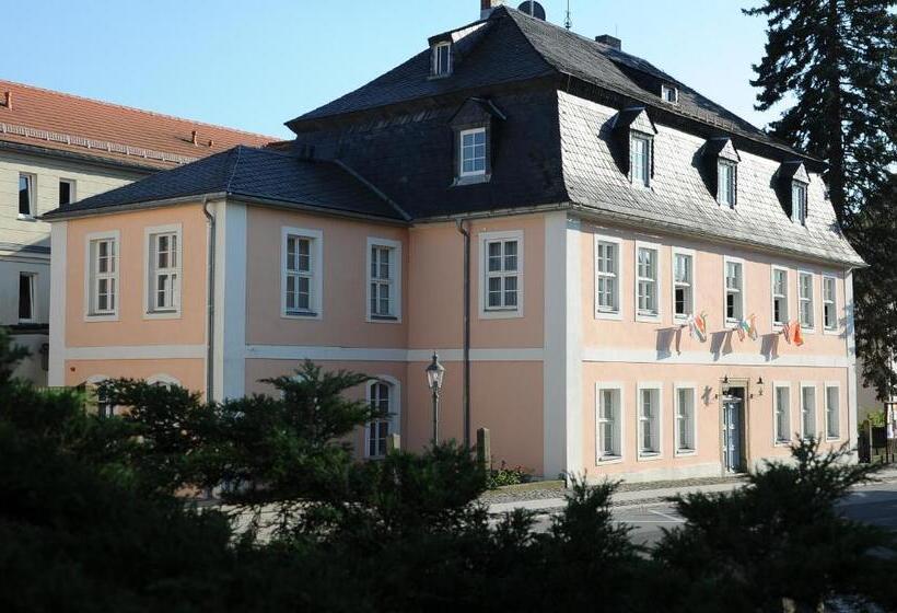 ペンション Komenský Gäste  Und Tagungshaus