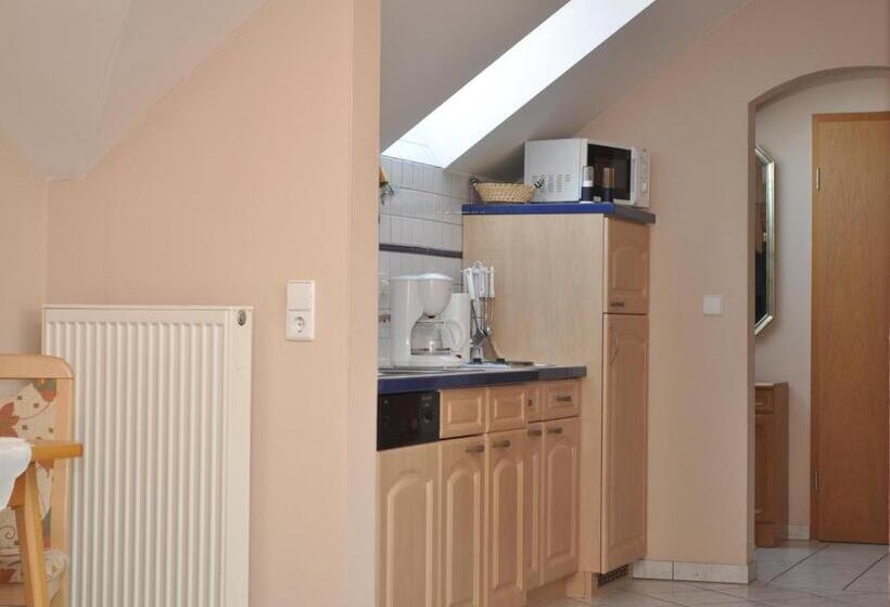 Пансион Landhaus Cornelia