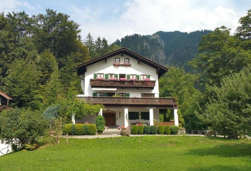 Пансион Villa Bergkristall