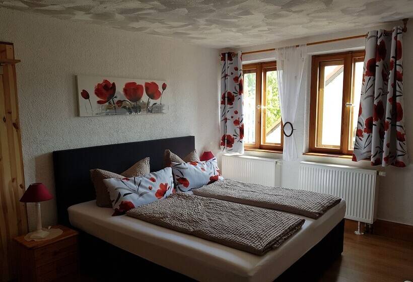 Pension Zum Alten Schulhaus