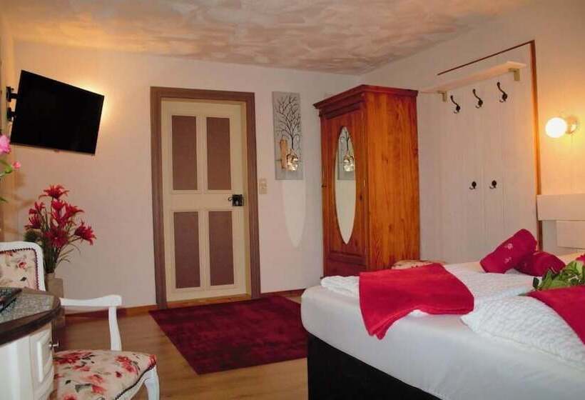 Pension Zum Alten Schulhaus