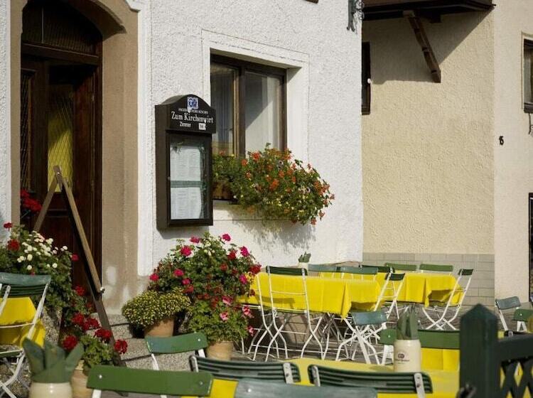 ペンション Zum Kirchenwirt