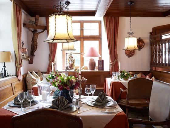 ユースホステル Alte Posthalterei Zorneding