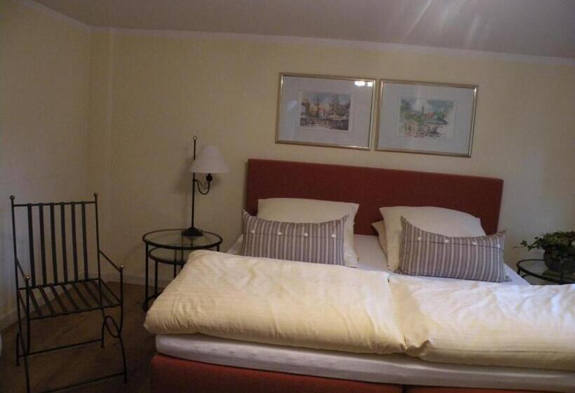 ユースホステル Alte Posthalterei Zorneding