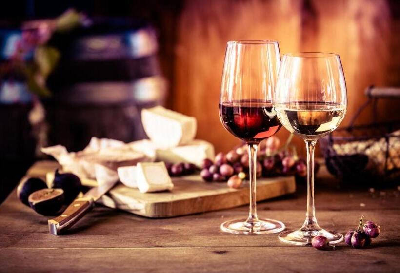 호스텔 Gasthaus Zum Halbmond