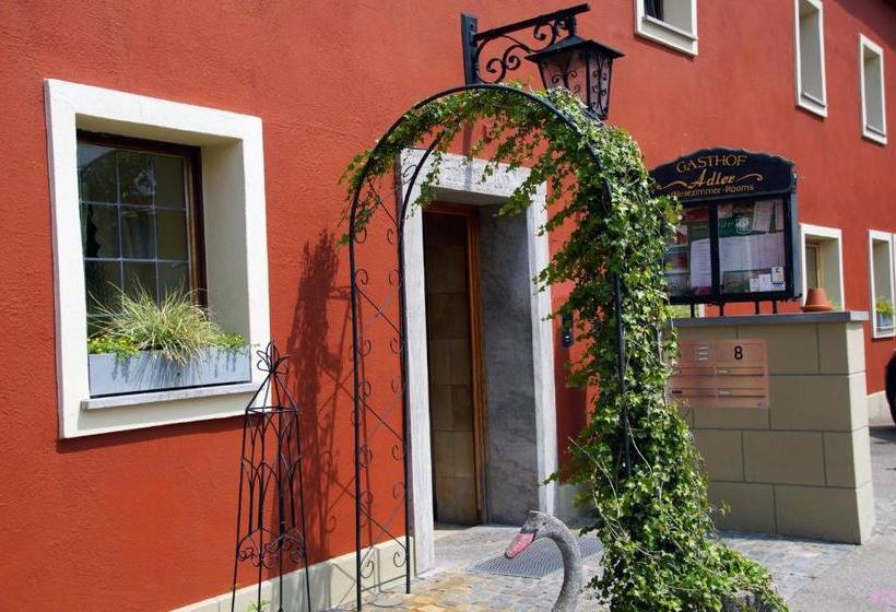ユースホステル Gasthof Adler