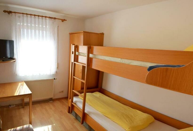 هاستل Gasthof Zur Traube