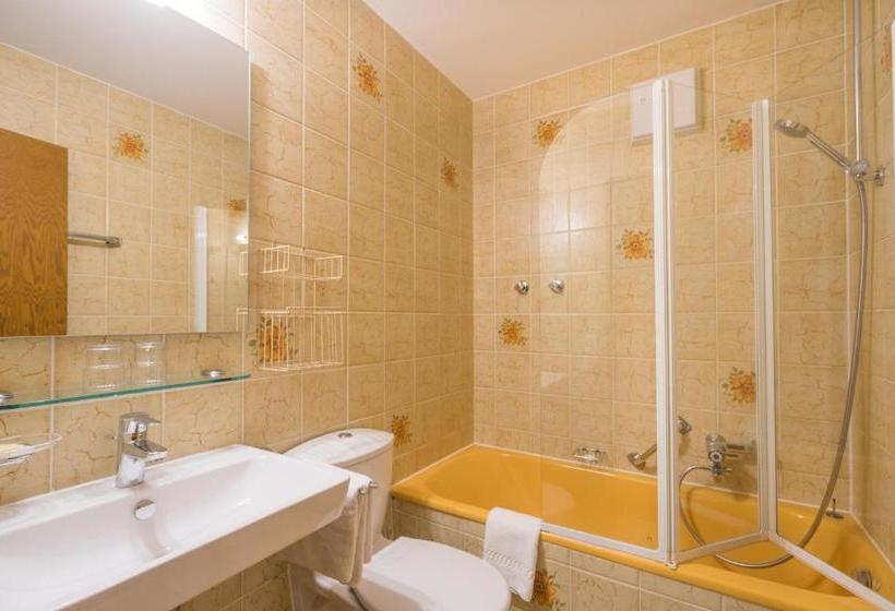 호스텔 Gästehaus Carola