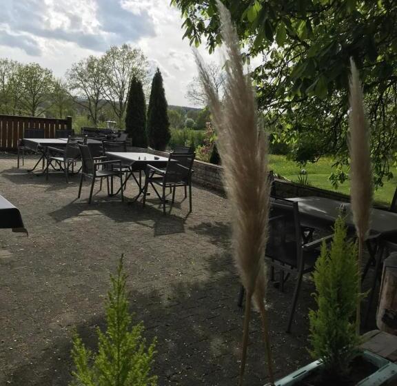 Общежитие Landgasthof Felsenkeller