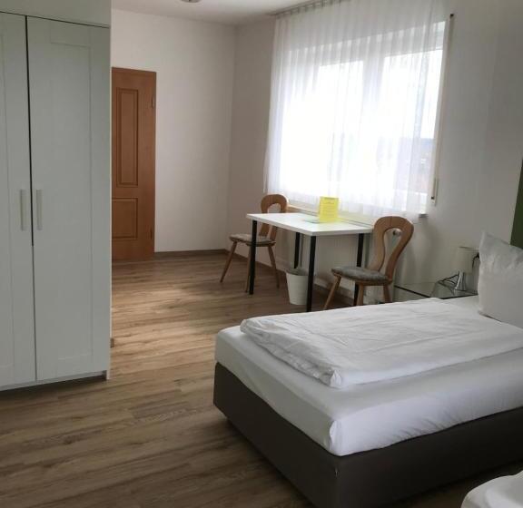 ユースホステル Landgasthof Felsenkeller