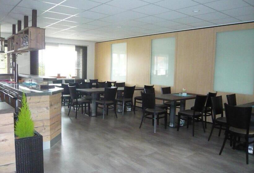 ユースホステル Landgasthof Felsenkeller