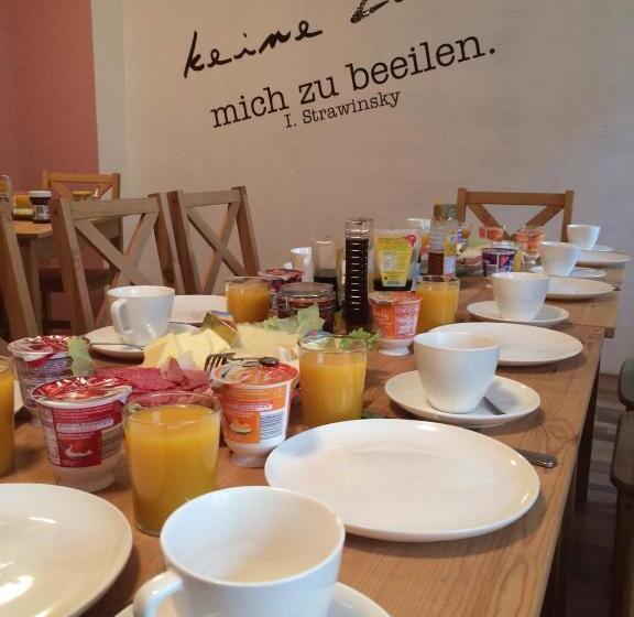 Gutshof Leipzig  Podelwitz Pension